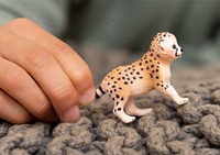Schleich Wild Life Cheetah Cub-2