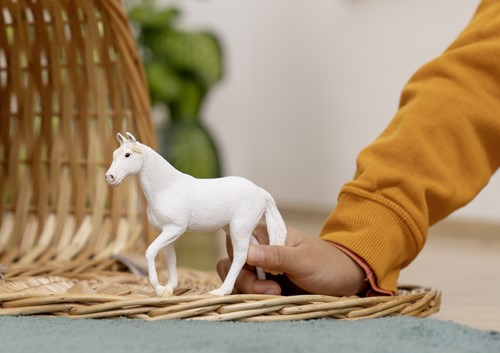 Schleich Farm World Camarillo Mare-2