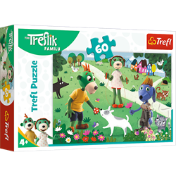 Trefl 60 - Happy Day of the Trefliks / KAZSTUDIO SA The Treflik Family
