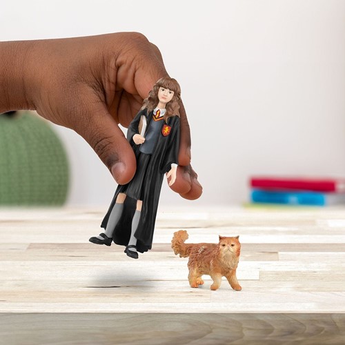 Schleich Wizarding World™  Hermelien Griffel en Knikkebeen-3