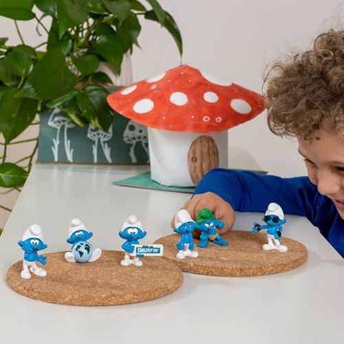 Schleich The Smurfs™  Hippe Smurf-2