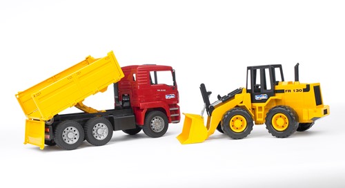 Bruder MAN TGA kiepauto met FR130 shovel