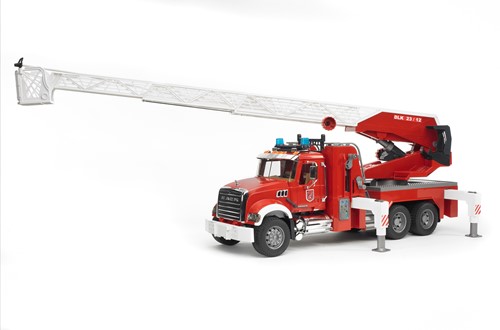 Bruder MACK Granite Brandweerladderwagen-2