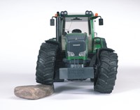 Bruder Fendt tractor 936 Vario-3