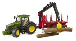Bruder John Deere tractor 7R 350 met houtbouw aanhanger  en  4 boomstammen