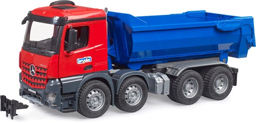 Bruder Mercedes Benz Arocs vrachtwagen halfpipe dumper