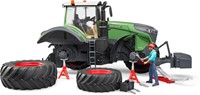 Bruder Fendt tractor 1050 Vario met monteur en garaga accessoires-3