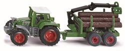 Tractor met houttransport-aanhanger