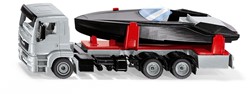 1:50 MAN met motorboot
