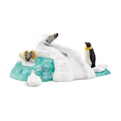 Schleich Wild Life Penguin Family Fun