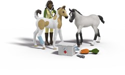 Schleich Horse Club Sarahs first aid kit