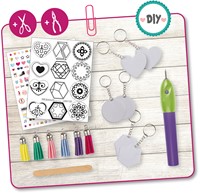 Lena Pastic sieraden maken met graveerset-2