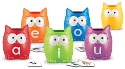 Learning Resources - Vowel Owls™ Sorting Set
