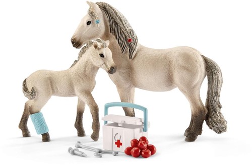 Schleich Horse Club Horse Club Hannah’s first-aid kit