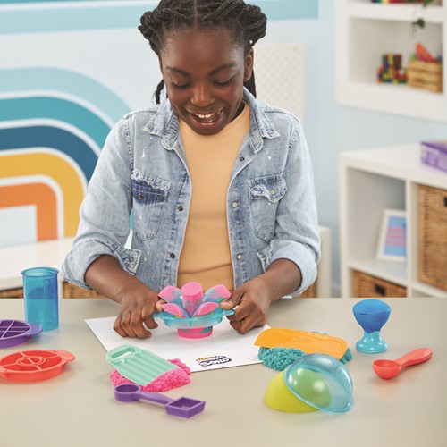 Kinetic Sand - Ultimate Sandisfying-Set Met 907 gram Roze Geel En Blauwgroen Speelzand - Met 10 Vormen En Gereedschappen-2